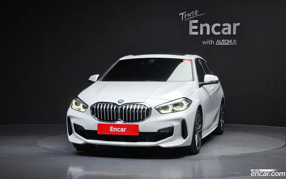 BMW 1 Series 120i M 2024 — миниатюра 3