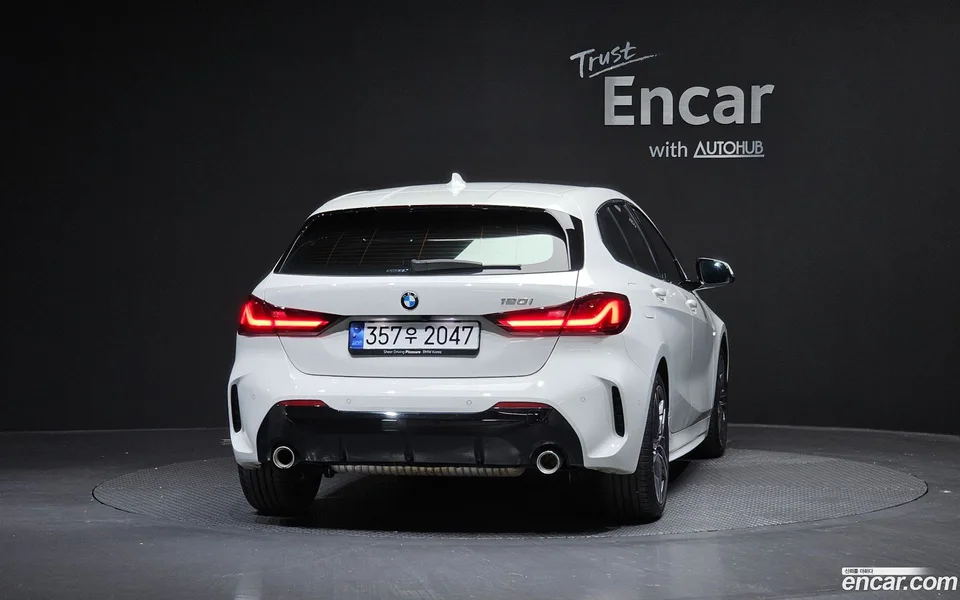BMW 1 Series 120i M 2024 — миниатюра 4