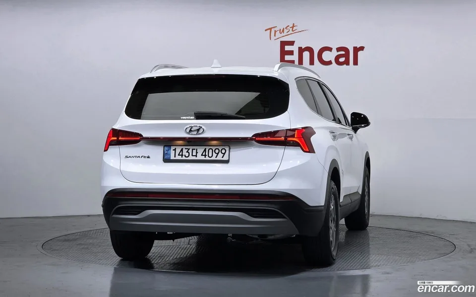 Hyundai SantaFe HEV 1.6 2WD 2023 — миниатюра 4
