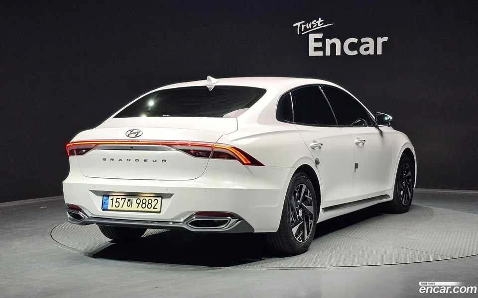 Hyundai Grandeur IG Hybrid 2022 — миниатюра 2