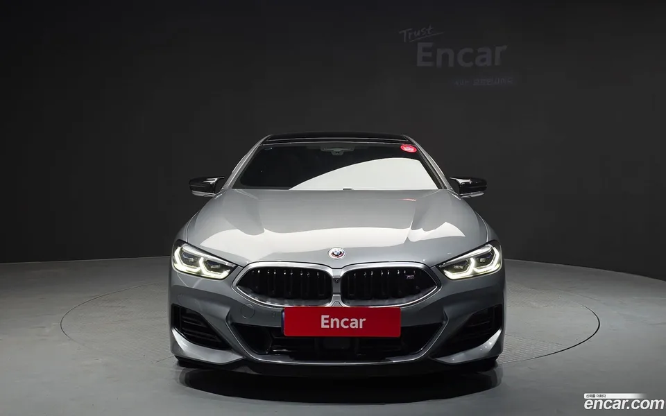 BMW 8 Series M850i xDrive 2023 — миниатюра 3