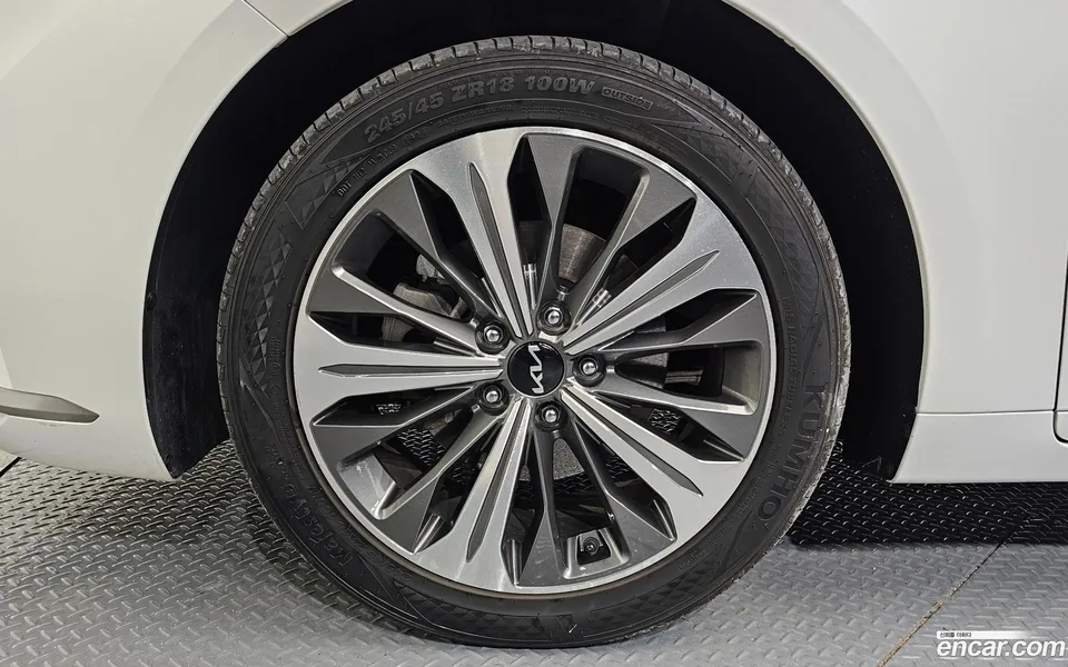 Kia K8 Hybrid 2022 — миниатюра 5