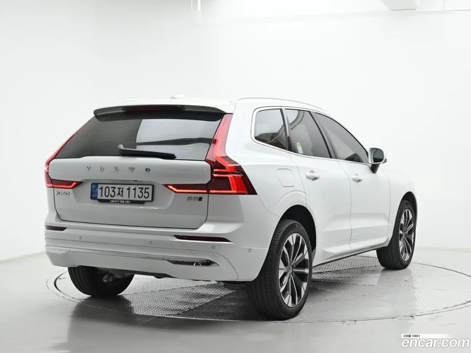 Volvo XC60 B5 2025 — миниатюра 2