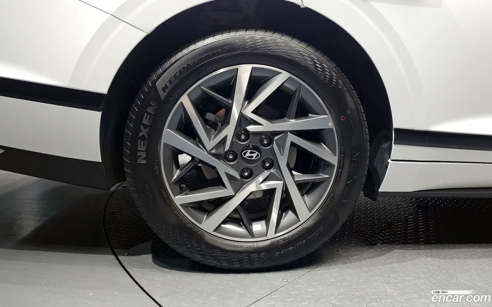 Hyundai Grandeur 2.5 2WD 2024 — миниатюра 5