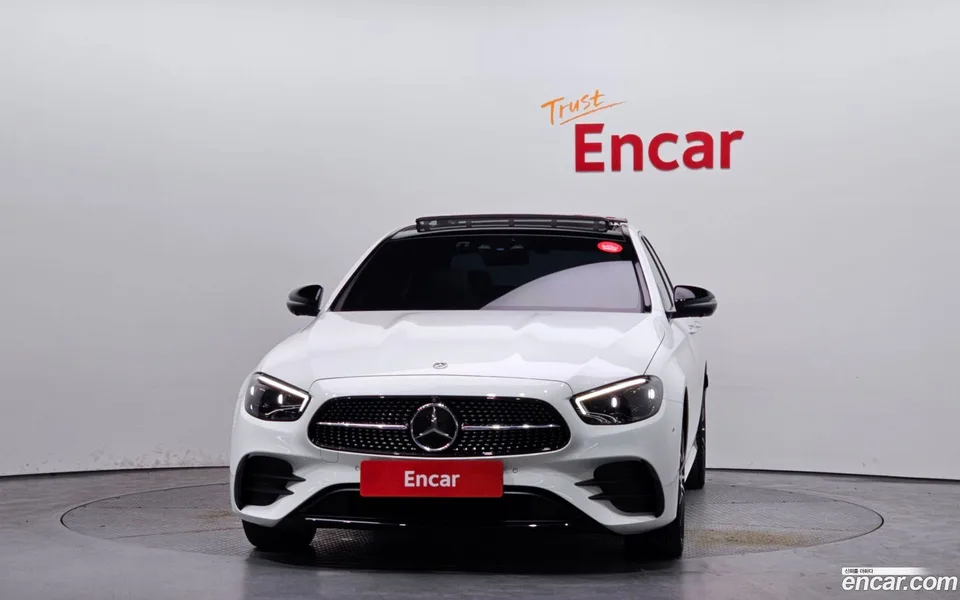 Mercedes-Benz E-Class E350 4MATIC AMG Line 2023 — миниатюра 3