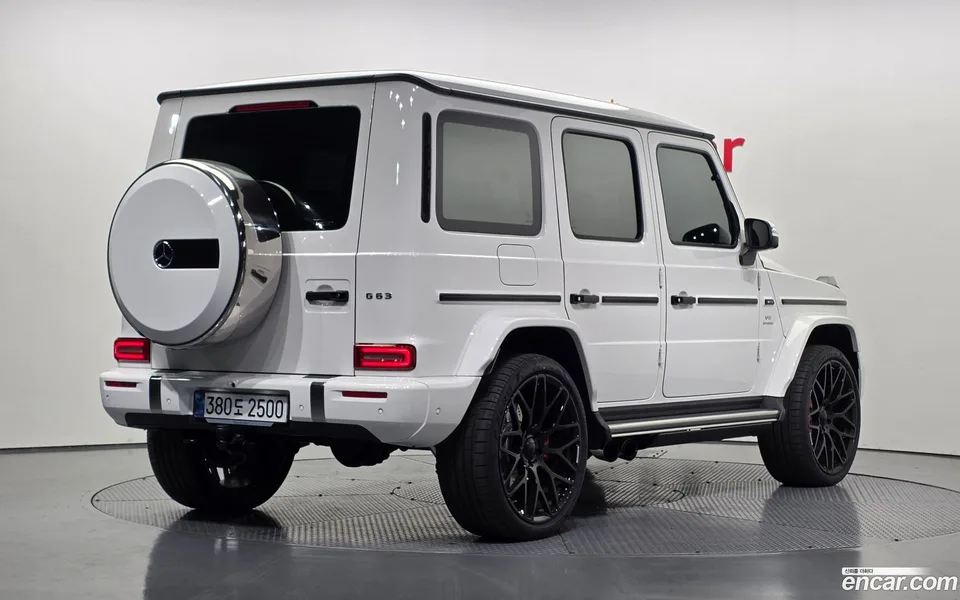 Mercedes-Benz G-Class AMG G63 2025 — миниатюра 2