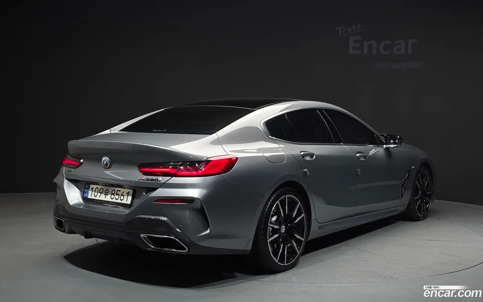 BMW 8 Series M850i xDrive 2023 — миниатюра 2