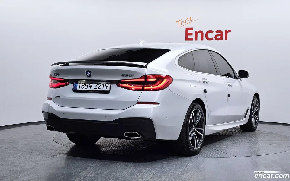 BMW 6 Series GT 620d M 2024 — миниатюра 2