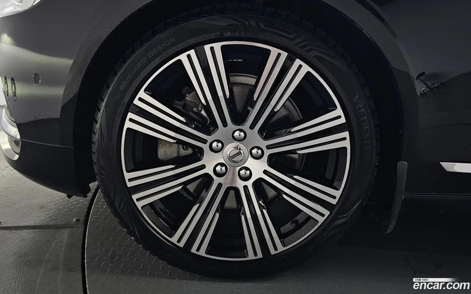 Volvo S90 B6 AWD 2023 — миниатюра 5