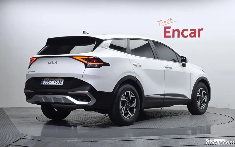 Kia Sportage 1.6 2WD 2024 — миниатюра 2