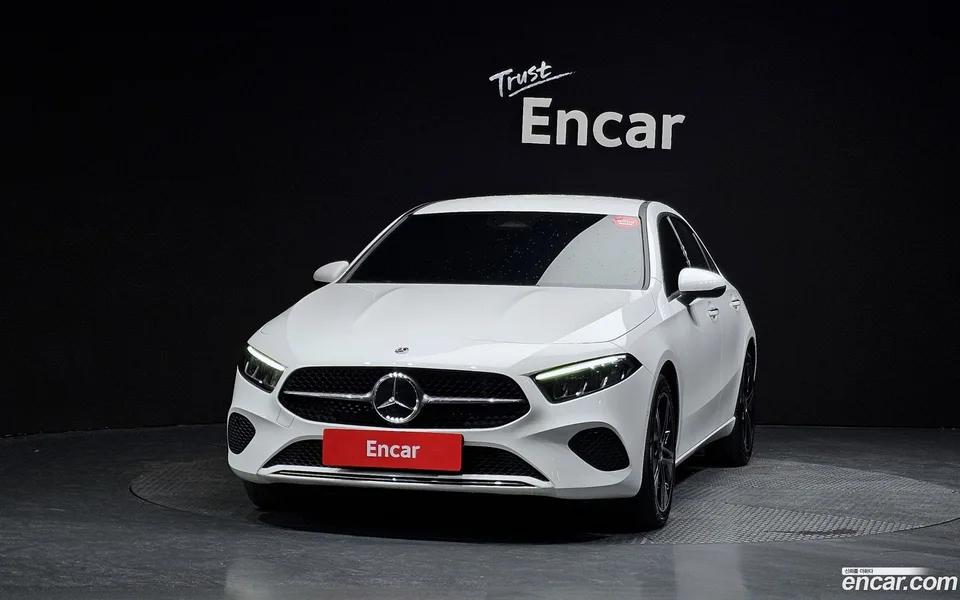 Mercedes-Benz A-Class A220 2024 — миниатюра 3