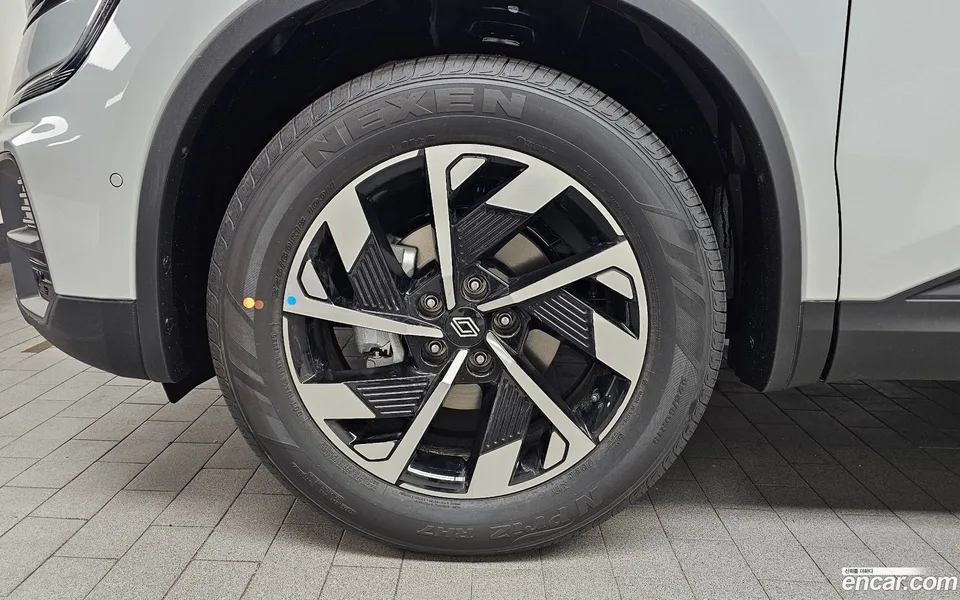 Renault Samsung QM6 2.0 LPe RE 2WD 2026 — миниатюра 5