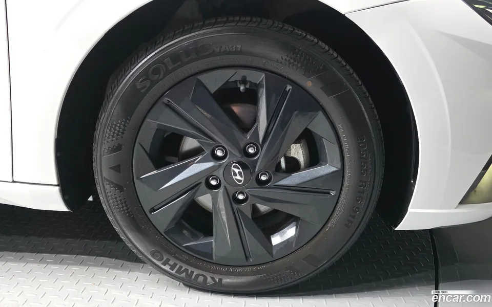 Hyundai Avante 1.6 2023 — миниатюра 5