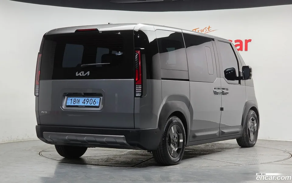 Kia PV5 2025 — миниатюра 2