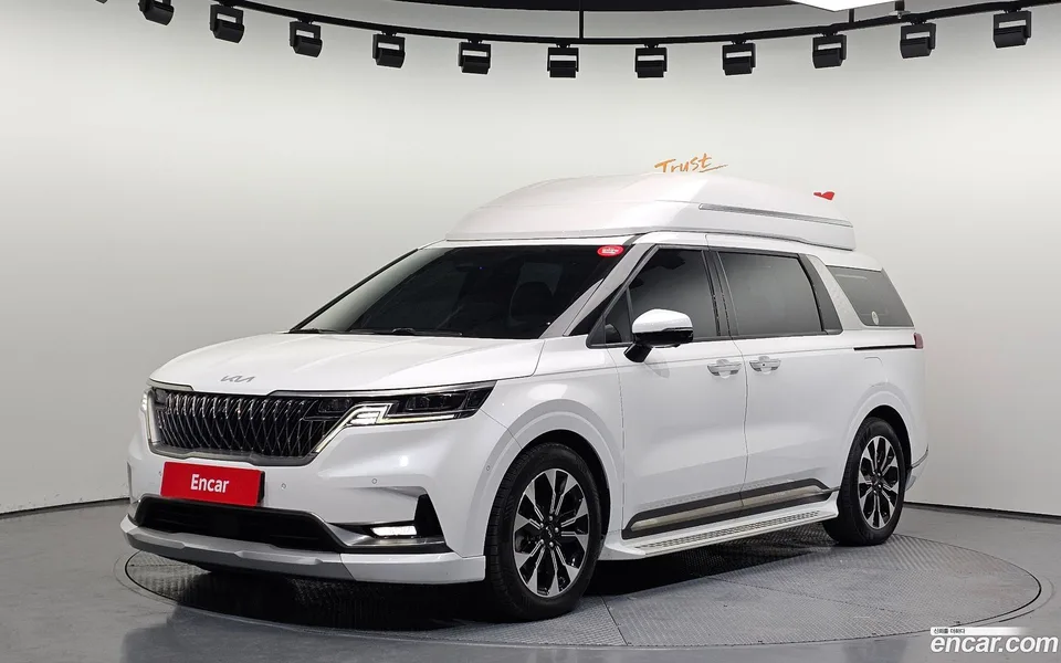 Kia Carnival 9 2022 — фото 1, купить с доставкой в Москву