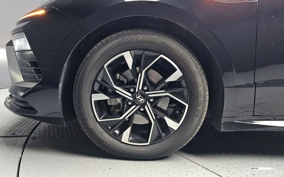 Hyundai Sonata The Edge 1.6 2023 — миниатюра 5