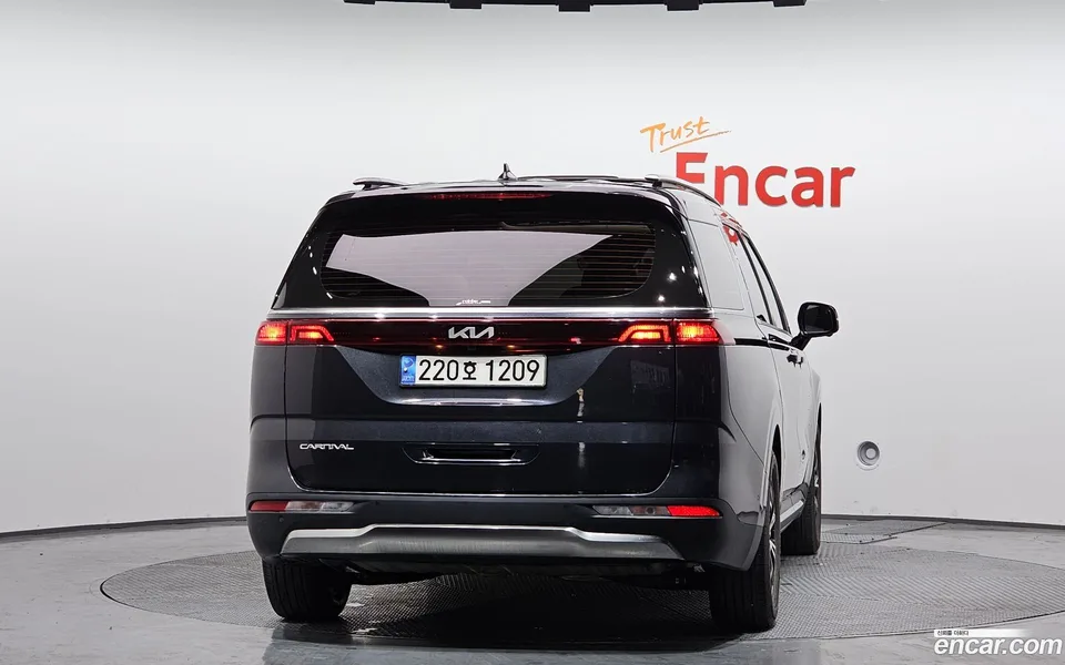 Kia Carnival 9 2023 — миниатюра 4