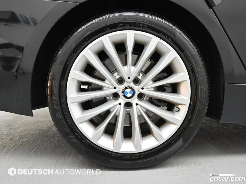BMW 5 Series 523d xDrive 2022 — миниатюра 5