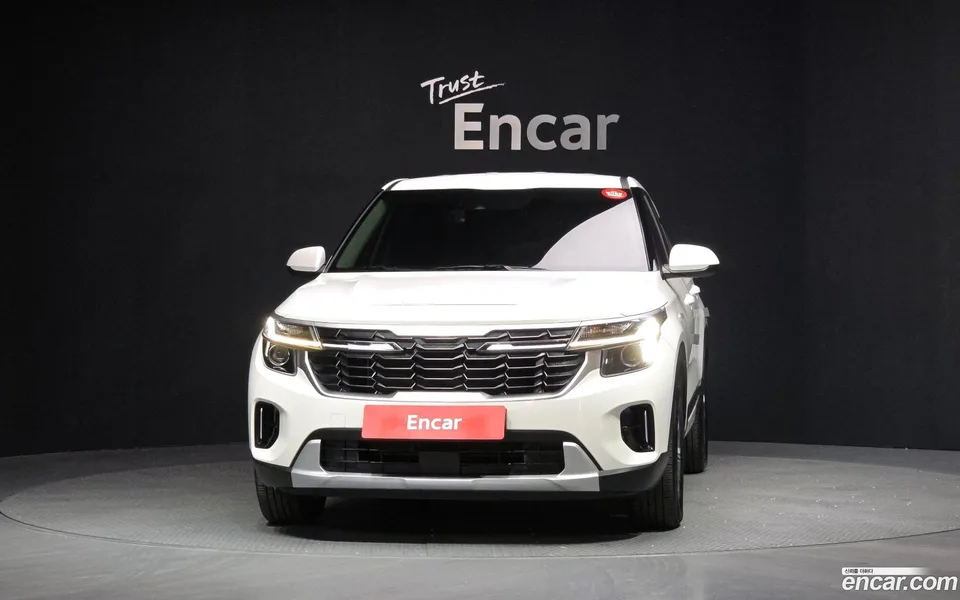 Kia Seltos 2.0 2WD 2023 — миниатюра 3