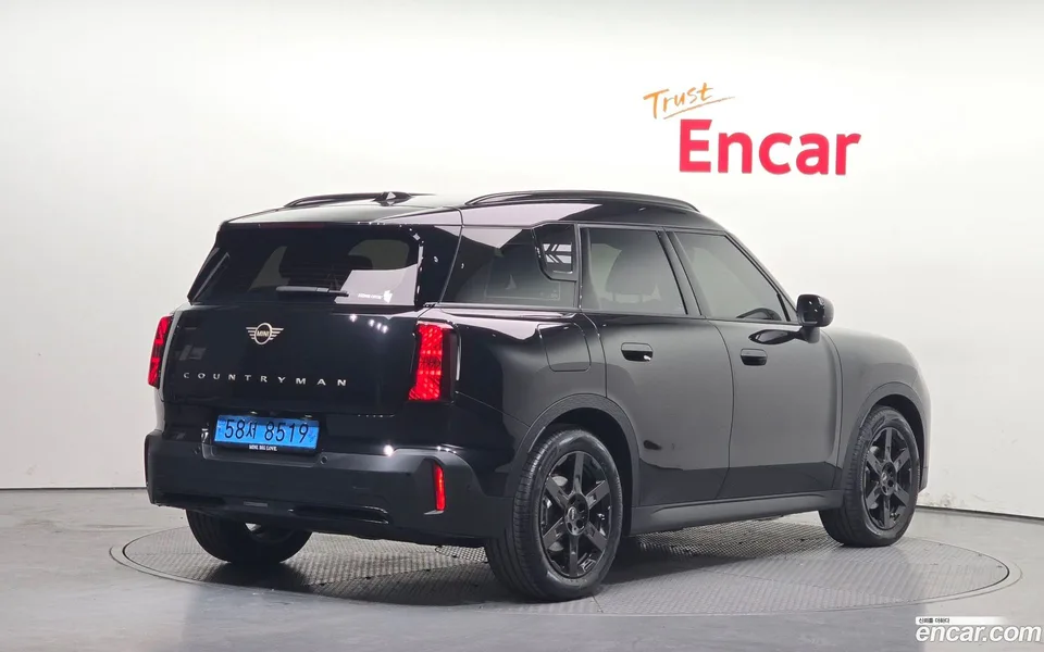 MINI Cooper Countryman Electric E 2025 — миниатюра 2