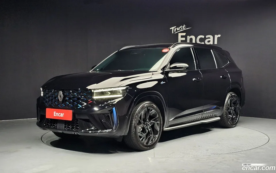 Renault Samsung Grand Koleos 1.5 E-TECH 2WD 2024 — фото 1, купить с доставкой в Москву