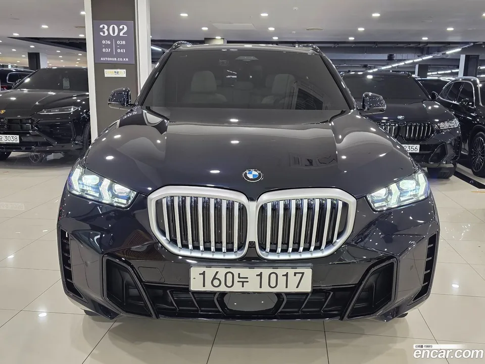 BMW X5 xDrive 40i M 2025 — миниатюра 3