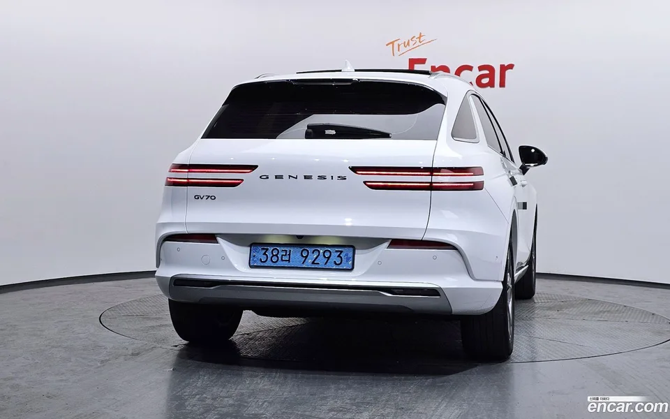 Genesis Electrified GV70 e-AWD 2022 — миниатюра 4