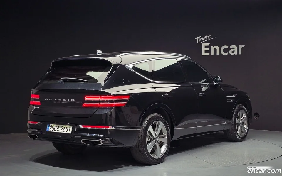 Genesis GV80 2.5T 2WD 2023 — миниатюра 2