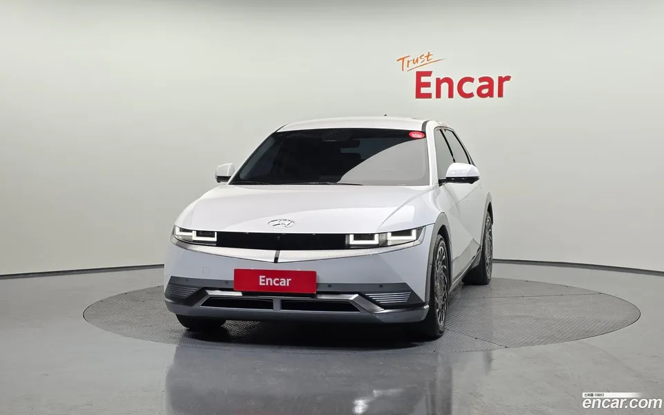 Hyundai Ioniq 5 2023 — миниатюра 3