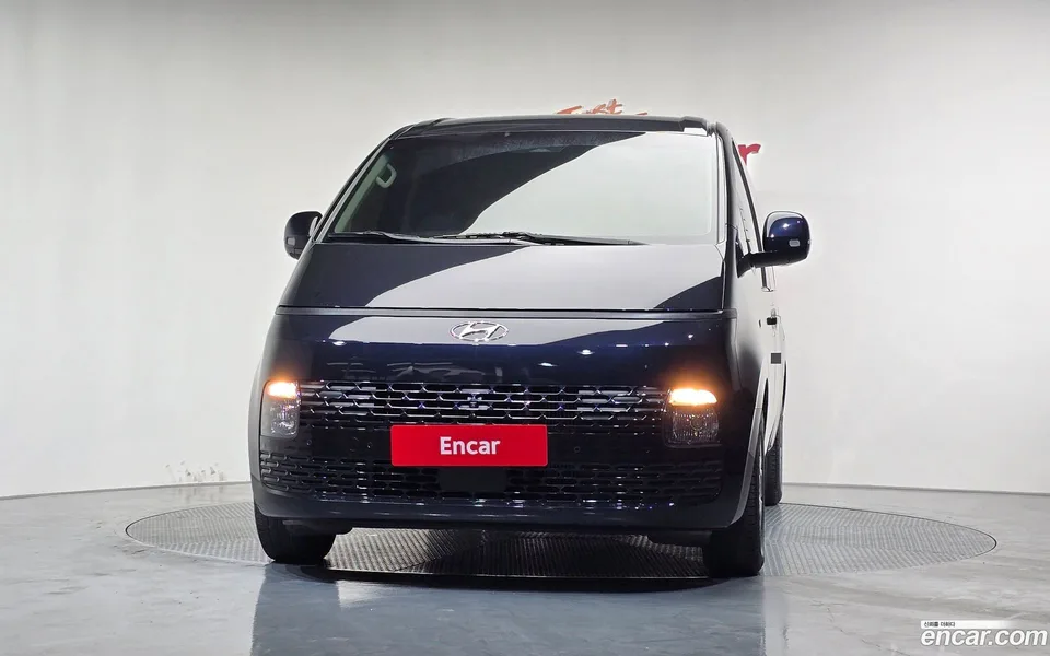Hyundai Staria 3 2022 — миниатюра 3
