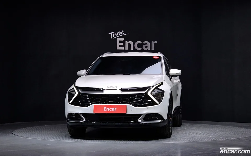 Kia Sportage Hybrid 2WD 2023 — миниатюра 3