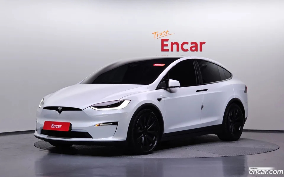 Tesla Model X AWD 2024 — фото 1, купить с доставкой в Москву