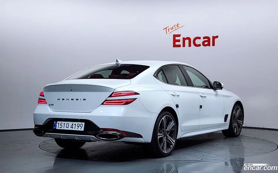 Genesis G70 3.3T 2WD 2025 — миниатюра 2