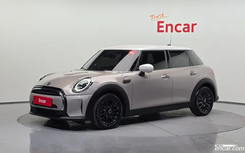 MINI Cooper 2024 купить в Москве