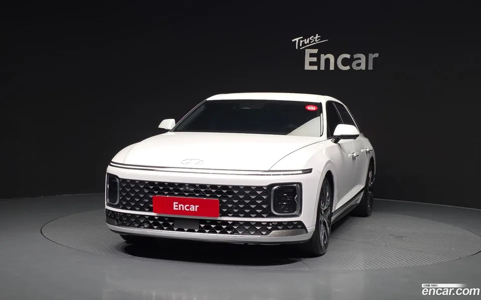 Hyundai Grandeur Hybrid 2023 — миниатюра 3