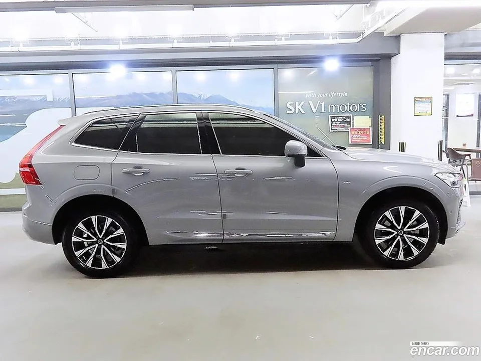 Volvo XC60 B5 2024 — миниатюра 3