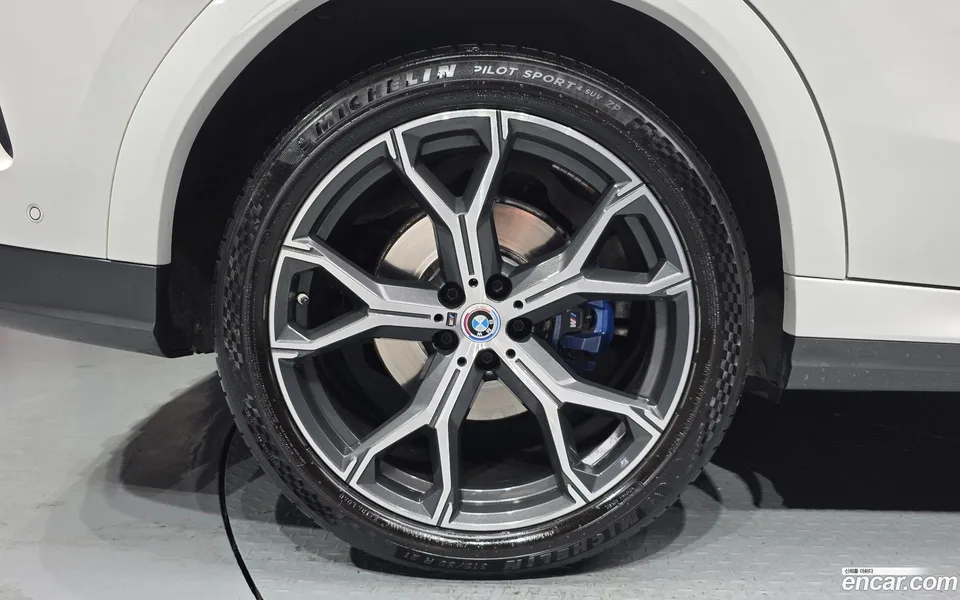 BMW X6 xDrive30d M 2022 — миниатюра 5