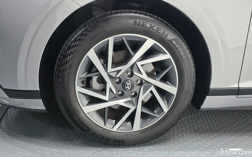 Hyundai Grandeur 2.5 2WD 2023 — миниатюра 5