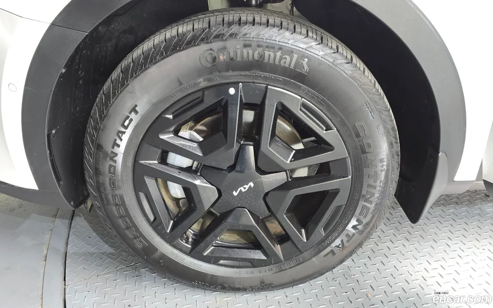 Kia Sorento HEV 1.6 2WD 2023 — миниатюра 5