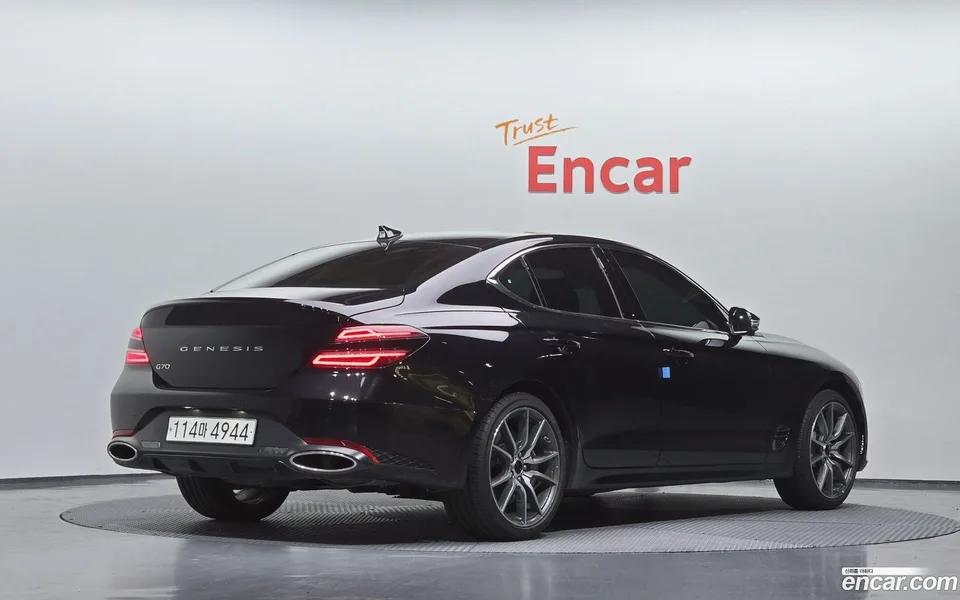 Genesis G70 2.5T 2WD 2024 — миниатюра 2