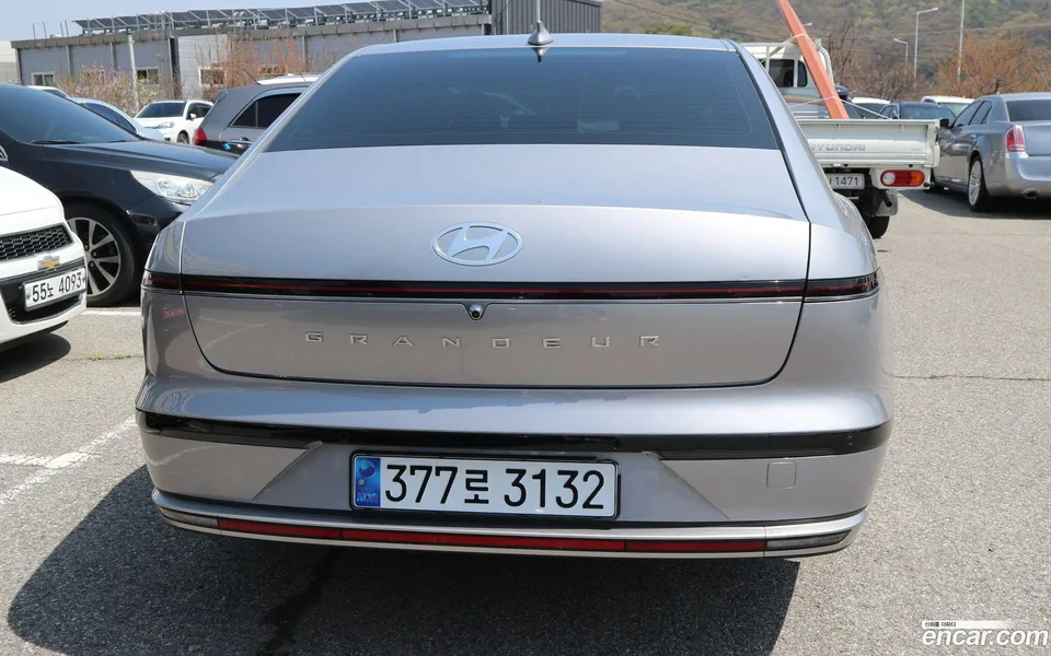 Hyundai Grandeur 3.5 LPG 2WD 2023 — миниатюра 4