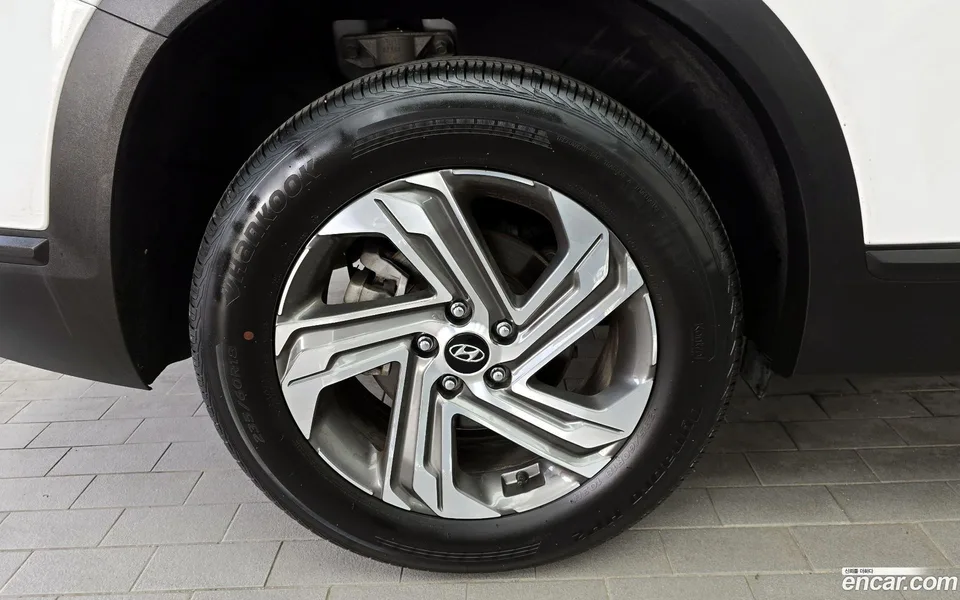 Hyundai SantaFe 2.2 4WD 2023 — миниатюра 5