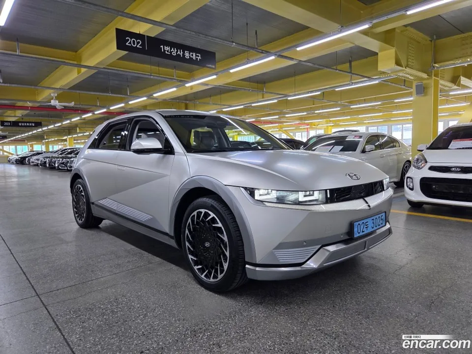 Hyundai Ioniq 5 AWD 2022 — фото 1, купить с доставкой в Москву