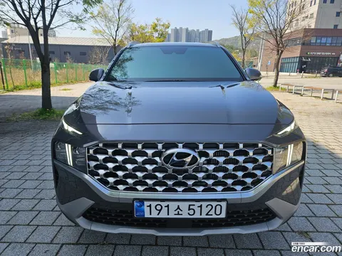 Hyundai Santa Fe 2023 купить в Москве