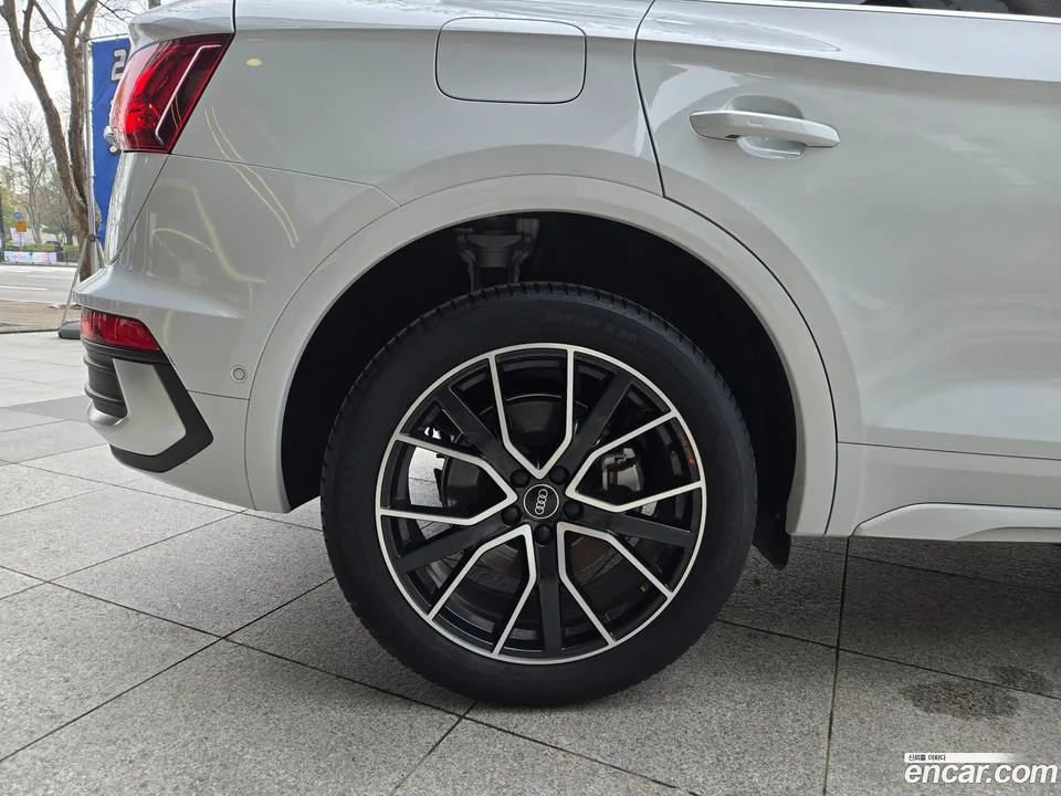 Audi Q5 40 TDI 2023 — миниатюра 5