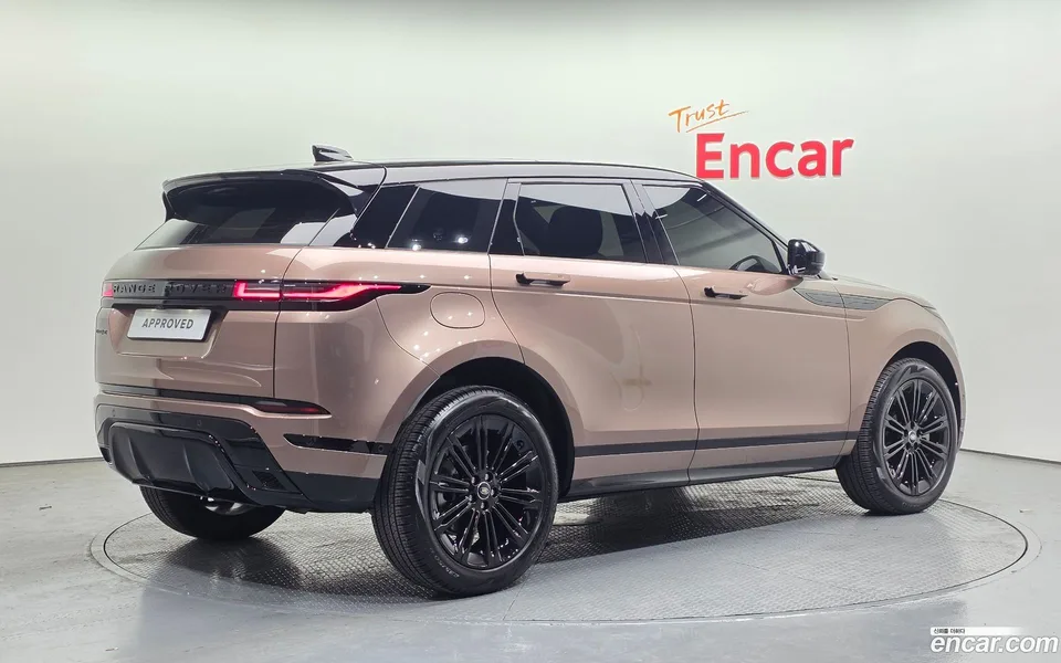 Land Rover Range Rover Evoque P250 SE 2025 — миниатюра 2