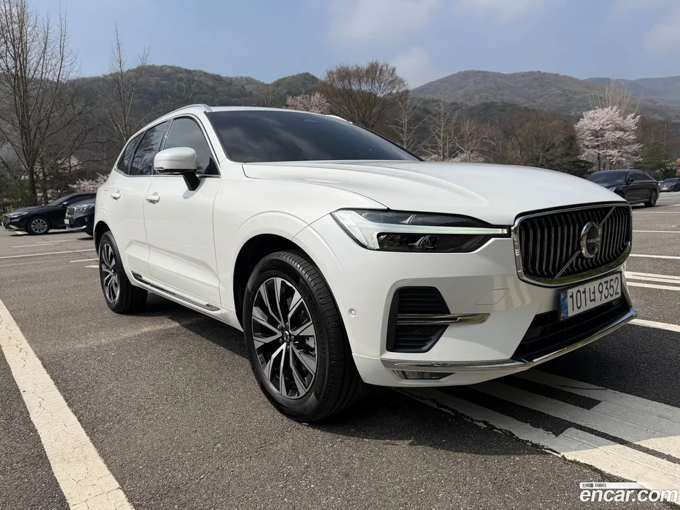 Volvo XC60 B5 2025 — миниатюра 2