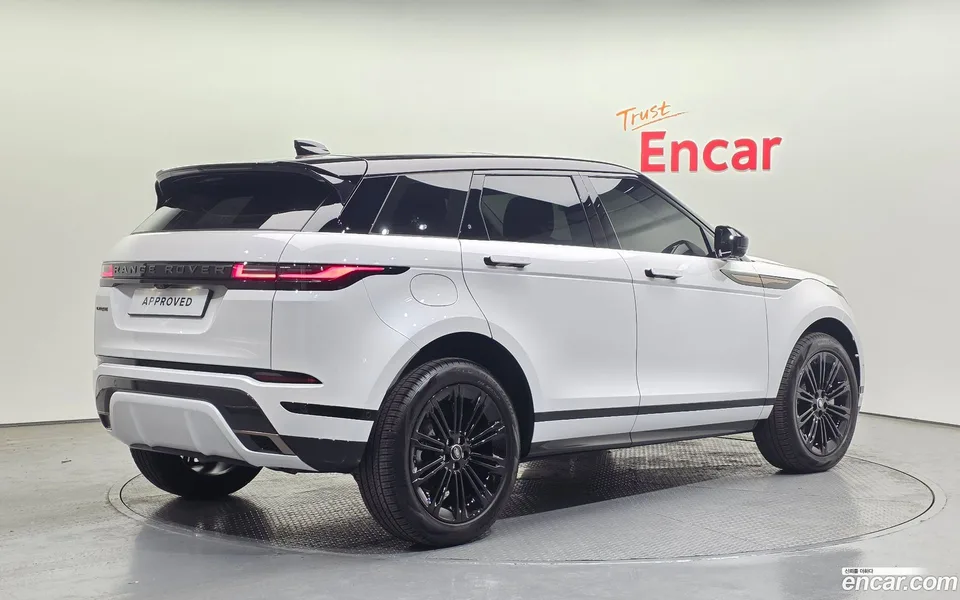 Land Rover Range Rover Evoque P250 SE 2025 — миниатюра 2