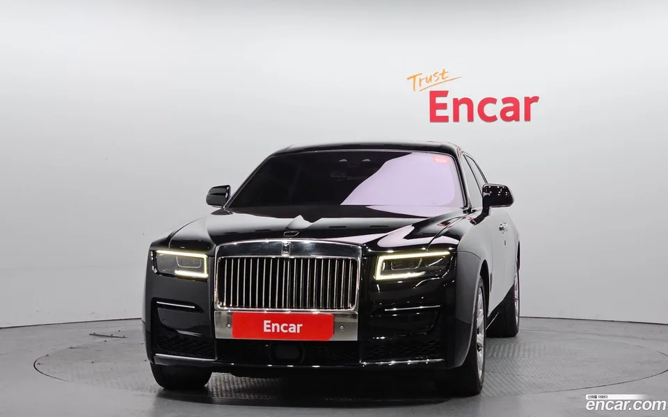Rolls-Royce Ghost 6.7 EWB V12 2022 — миниатюра 3