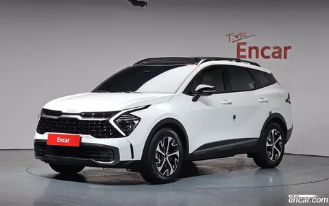 Kia Sportage Hybrid 2023 купить в Москве